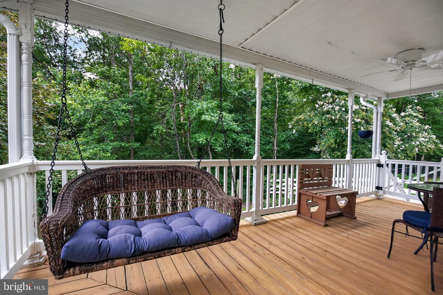 27075 Widow Ln Property Photo 4