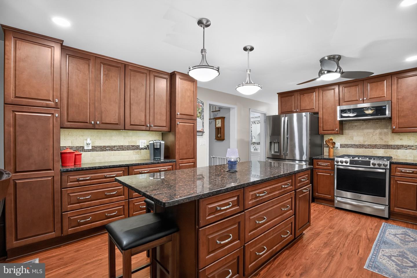 27075 Widow Ln Property Photo 11