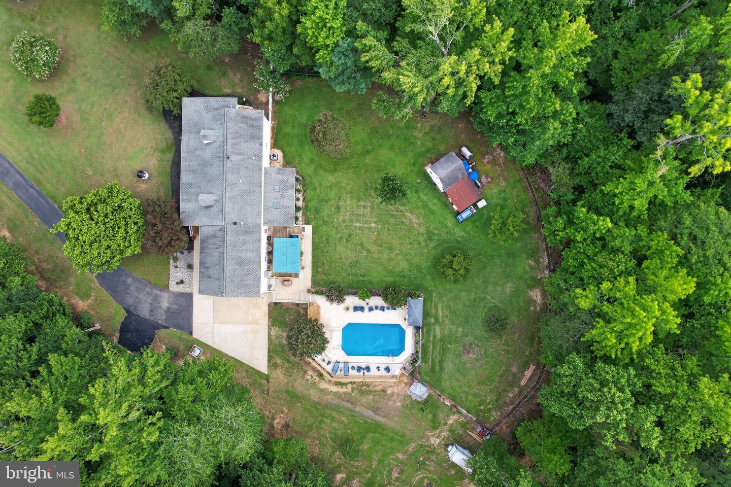 27075 Widow Ln Property Photo 58