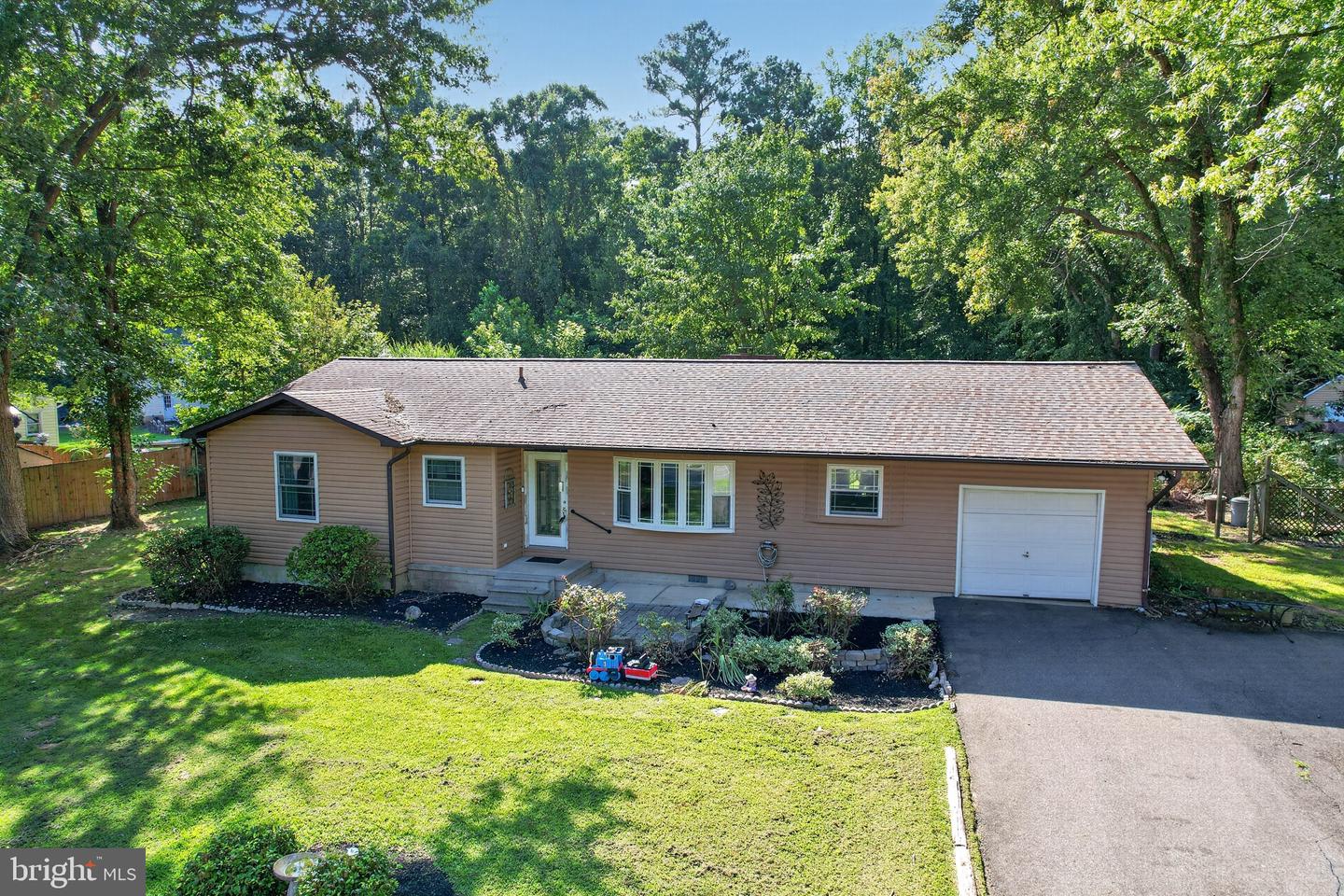 25397 Allston Ln Property Photo 1
