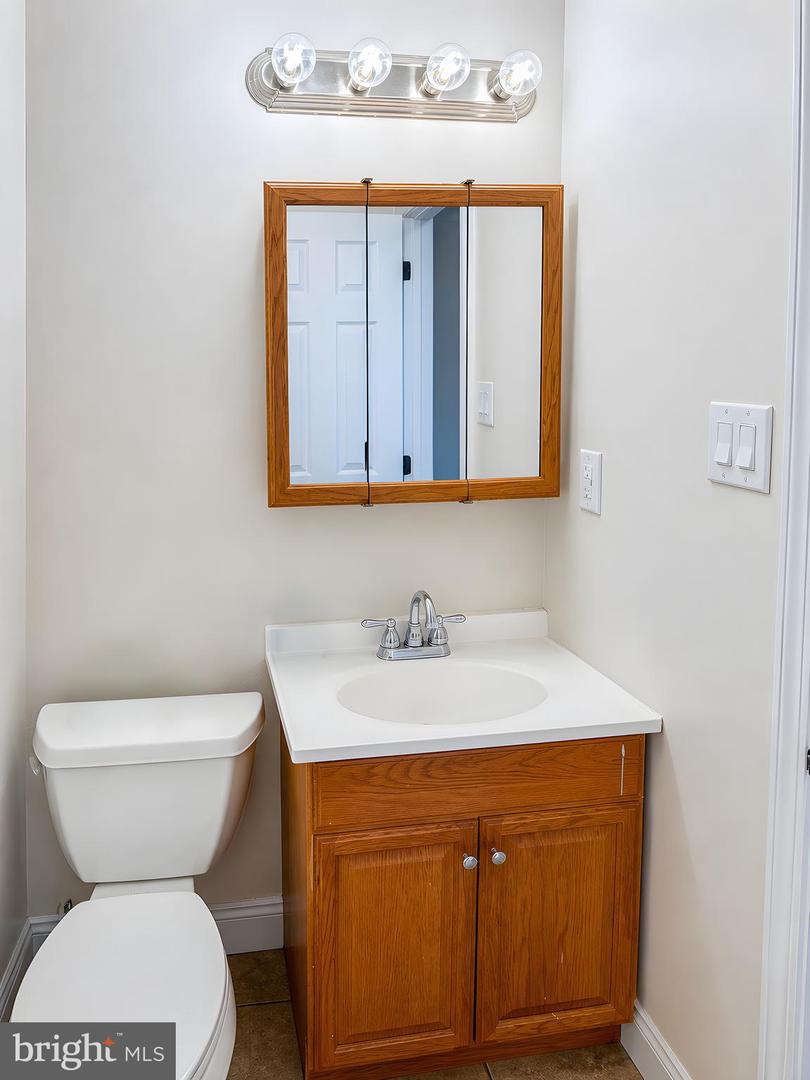 17248 Gum Landing Rd Property Photo 21