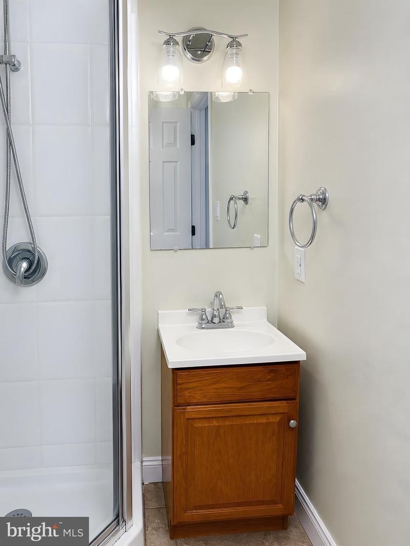 17248 Gum Landing Rd Property Photo 32