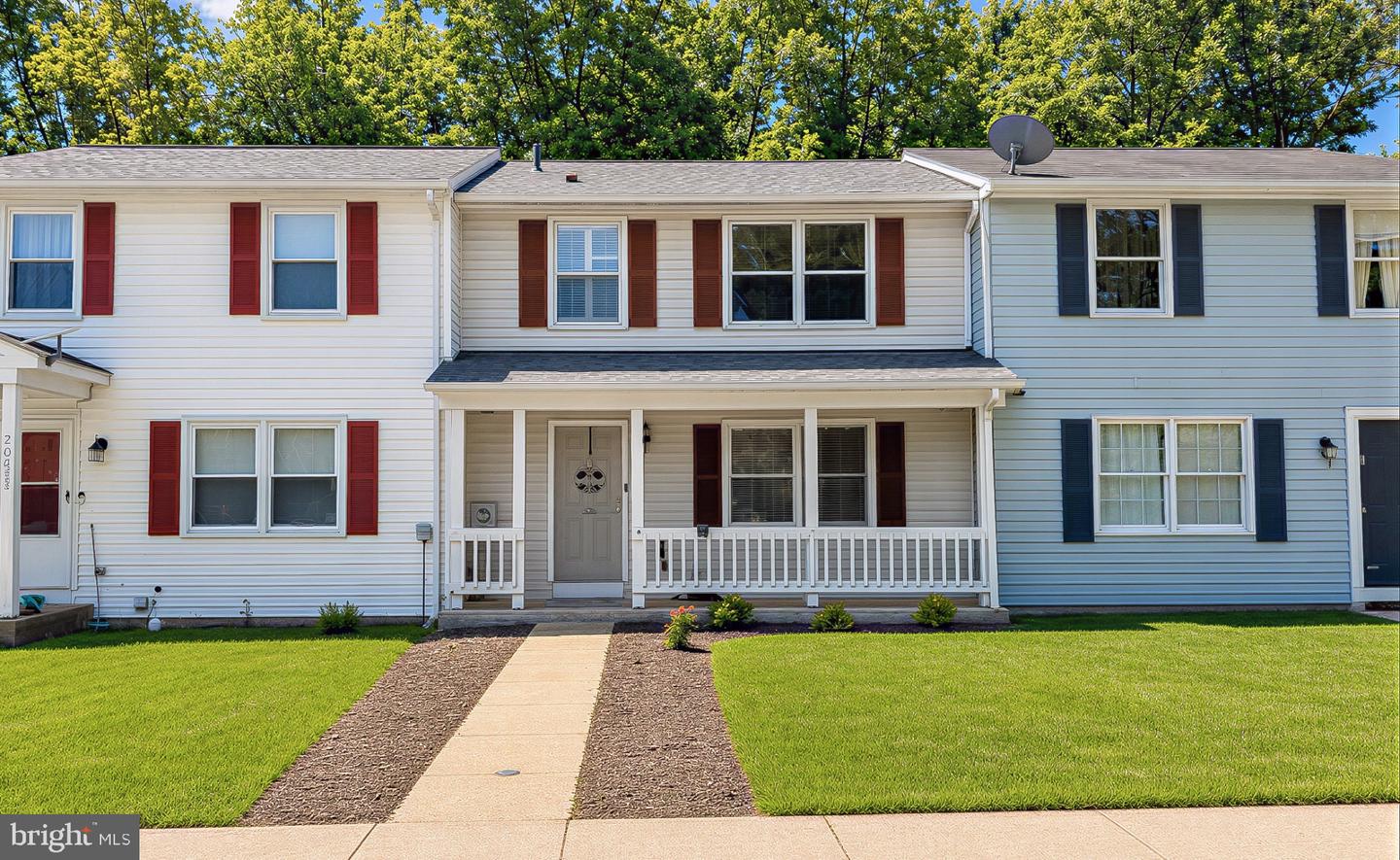 20811 Harlequin Ln Property Photo 2