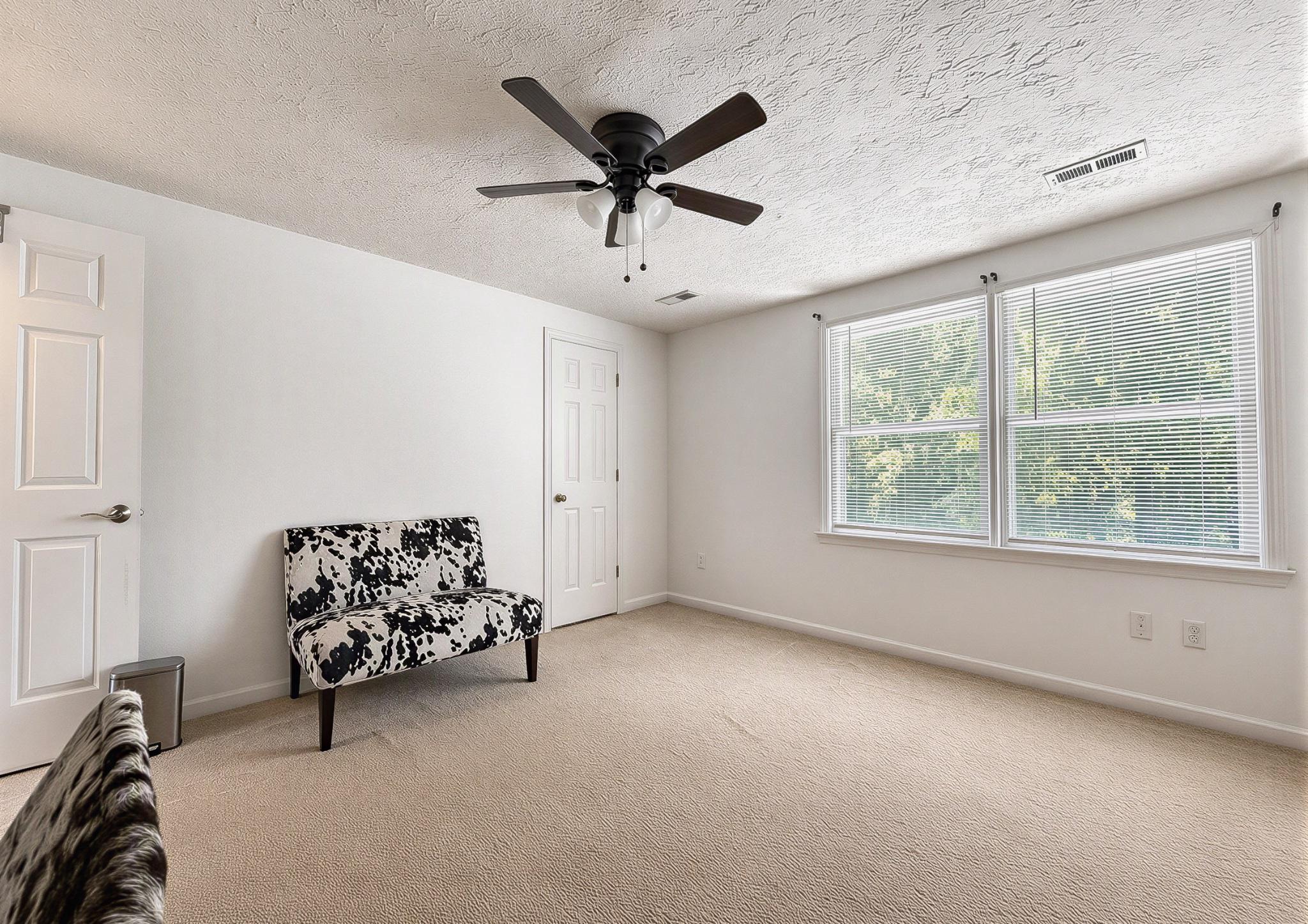 20811 Harlequin Ln Property Photo 17