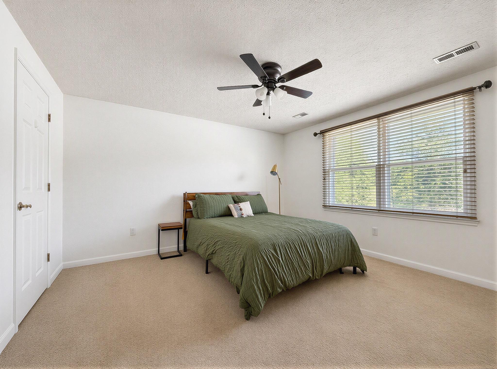 20811 Harlequin Ln Property Photo 23