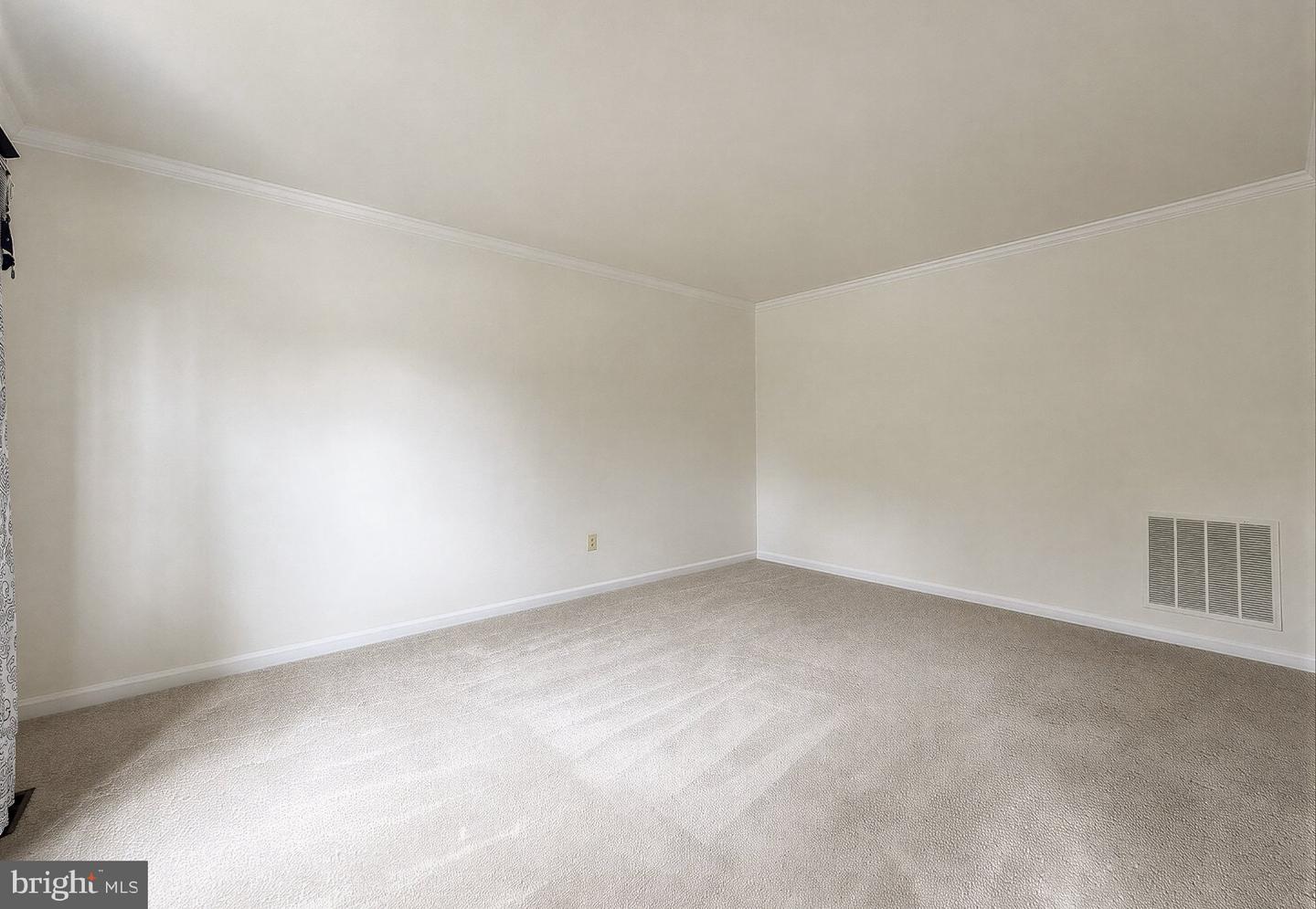 20912 Olympia Ct Property Photo 16