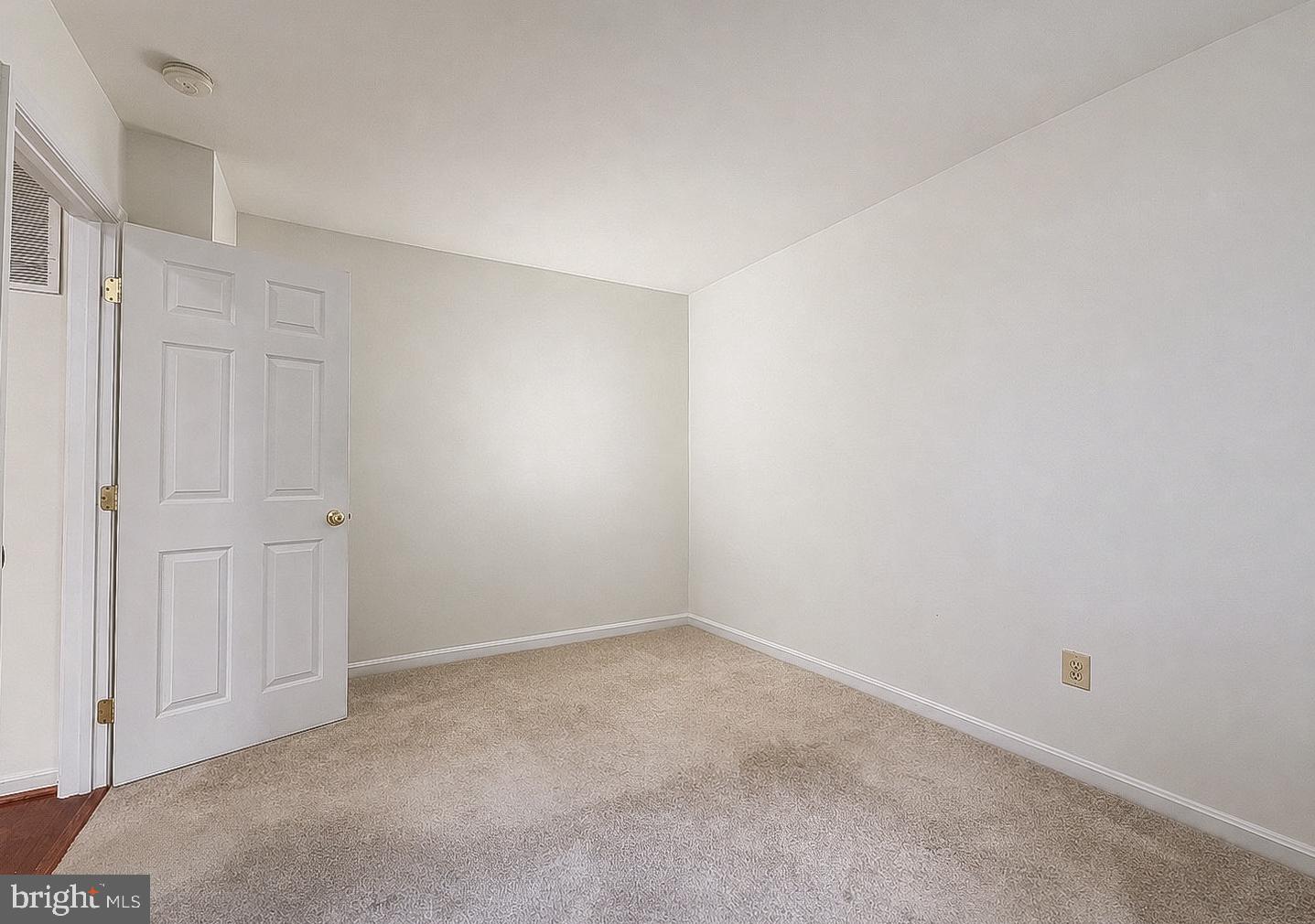 20912 Olympia Ct Property Photo 23