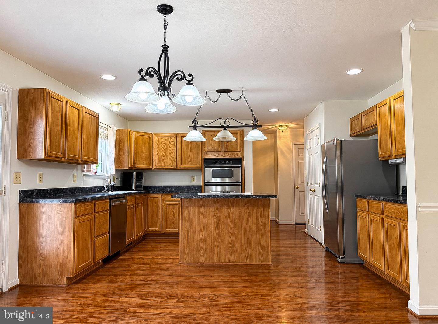 20912 Olympia Ct Property Photo 30