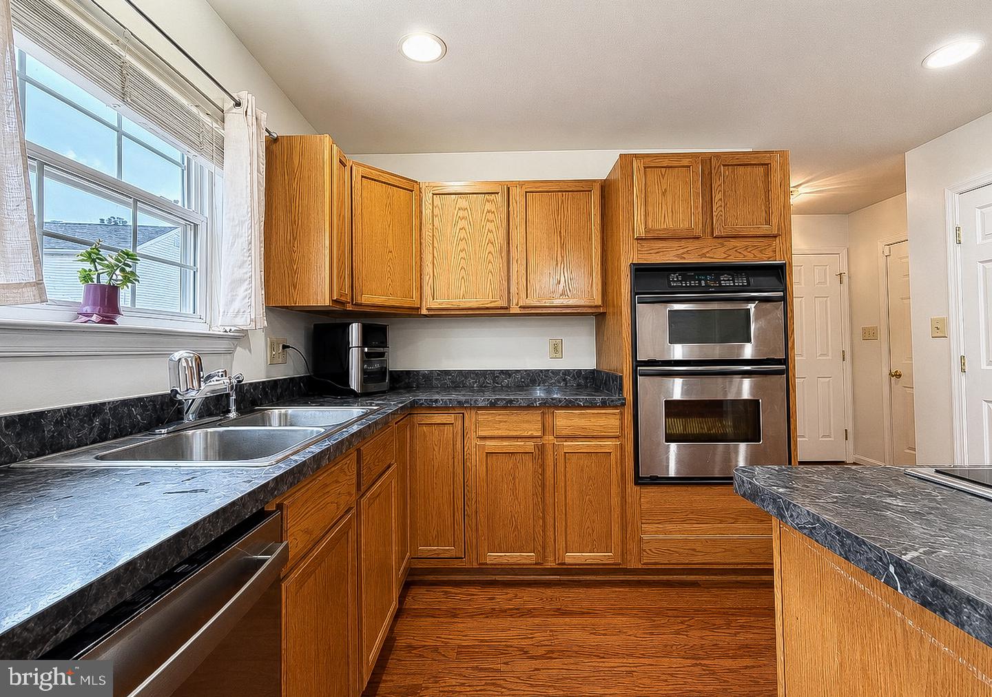 20912 Olympia Ct Property Photo 31