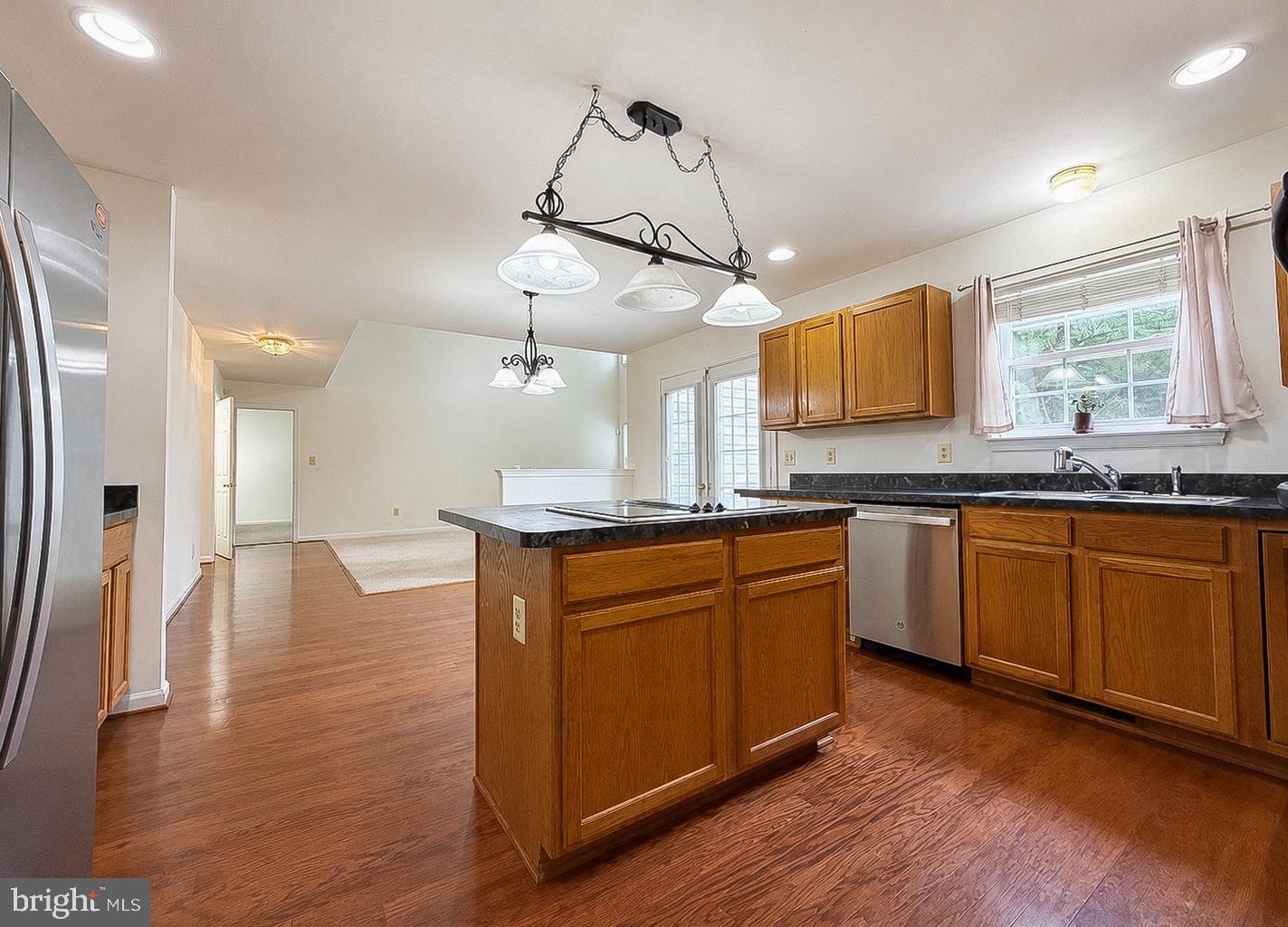20912 Olympia Ct Property Photo 34