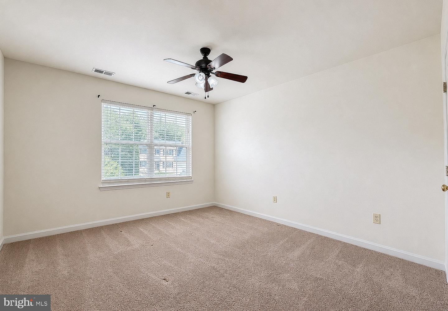 20912 Olympia Ct Property Photo 36