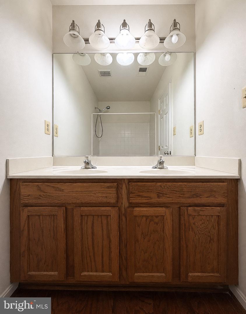 20912 Olympia Ct Property Photo 44
