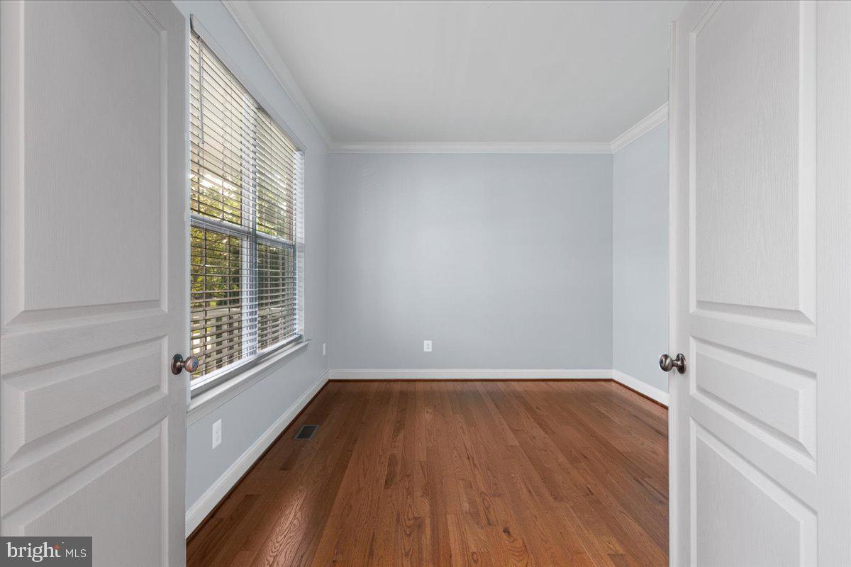 23650 Coventry Dr Property Photo 8