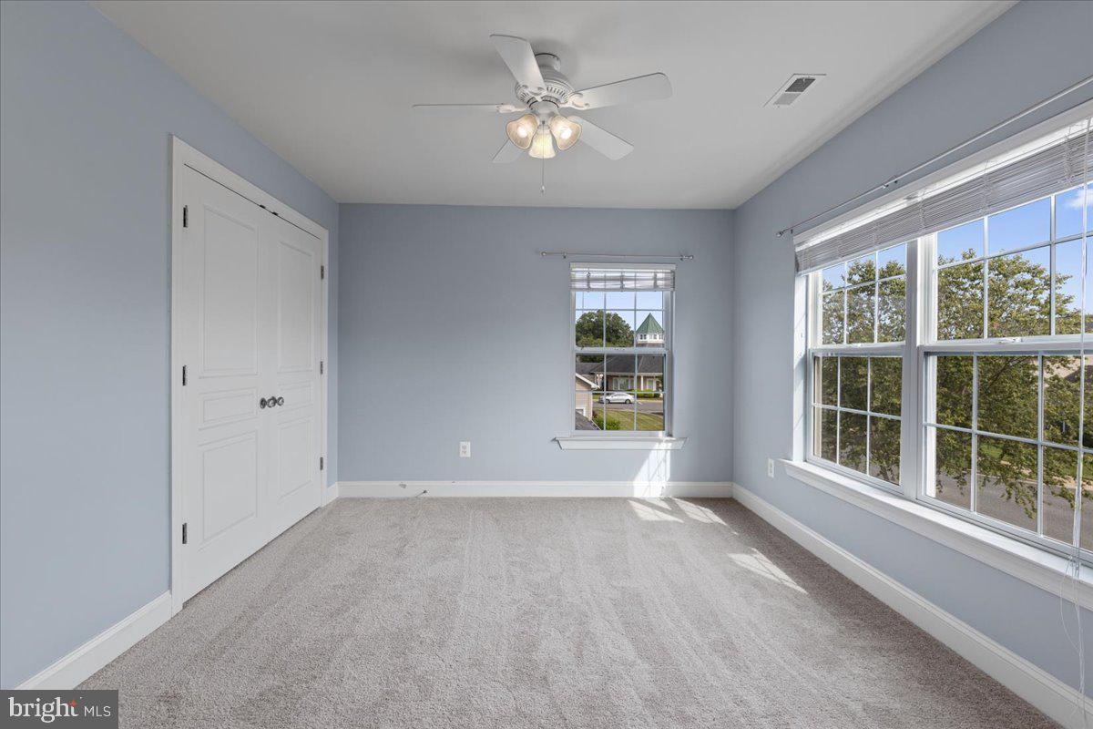 23650 Coventry Dr Property Photo 29