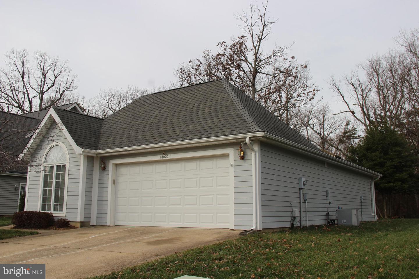 48070 Mayflower Dr Property Photo 3
