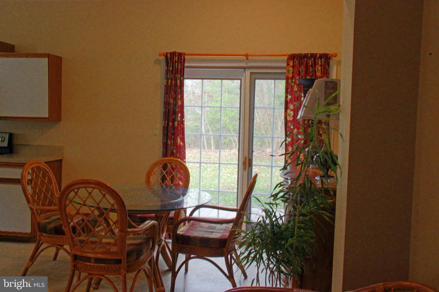 48070 Mayflower Dr Property Photo 15