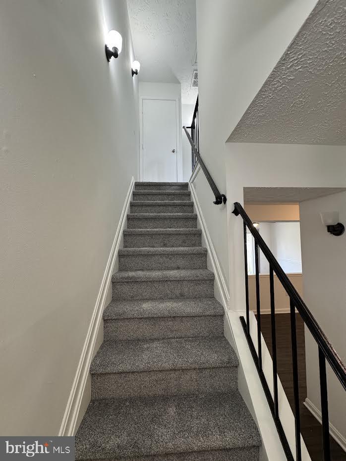 22096 Saint Inigoes Ct Property Photo 8