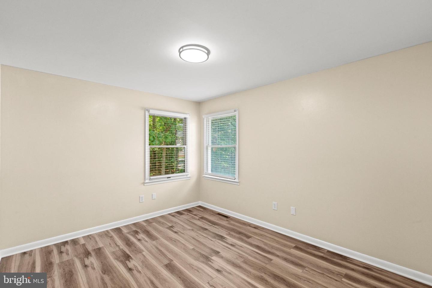 20859 Sandstone St Property Photo 14
