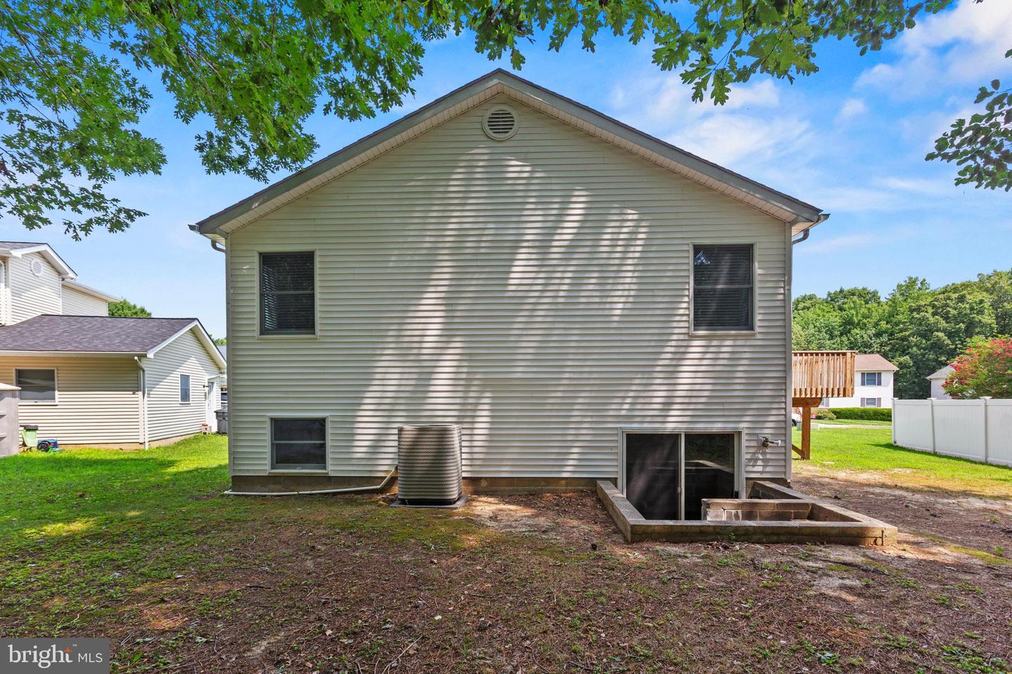 20859 Sandstone St Property Photo 24