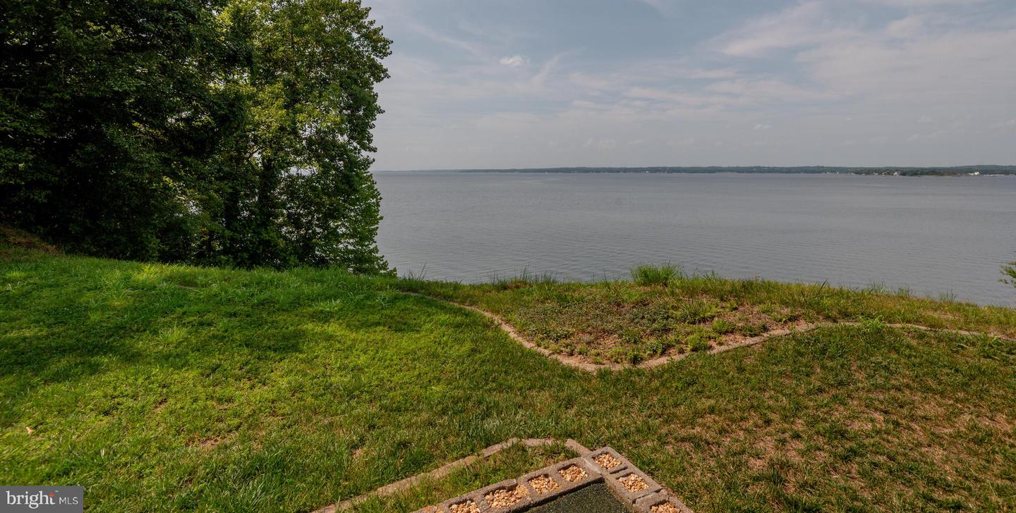 43816 Raspberry Ln Property Photo 5
