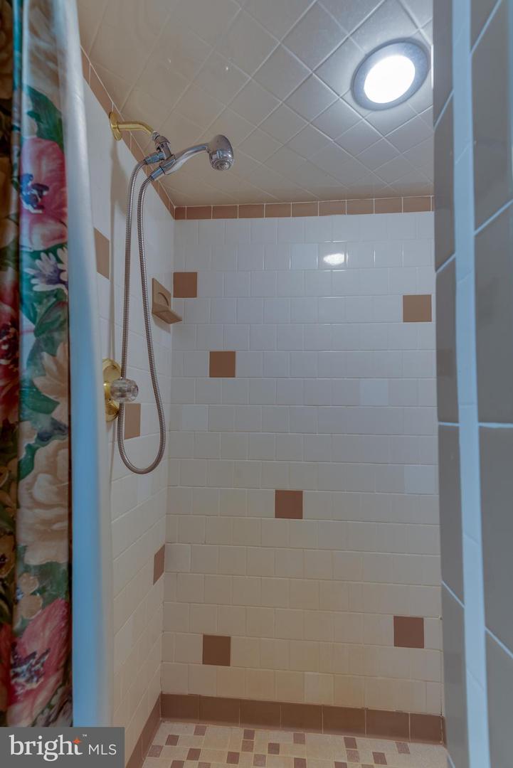 43816 Raspberry Ln Property Photo 58