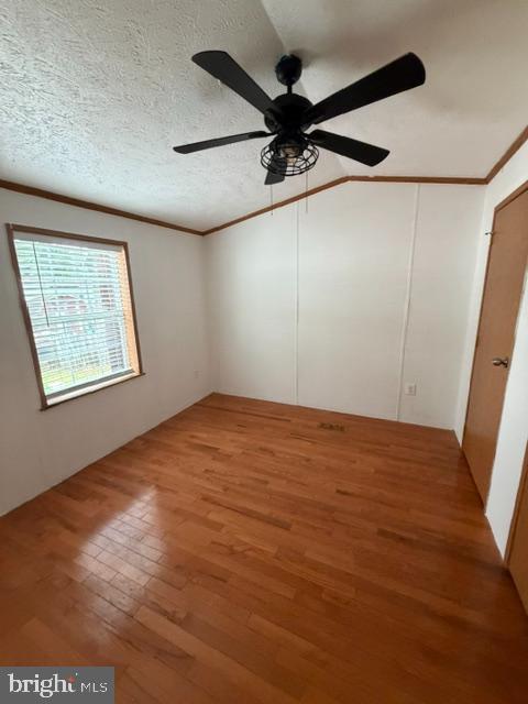 45813 Langley Park Way #22 Property Photo 8