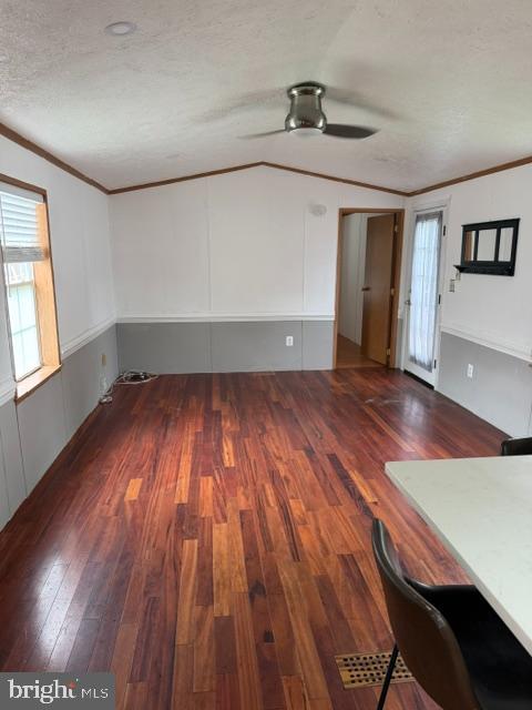 45813 Langley Park Way #22 Property Photo 9
