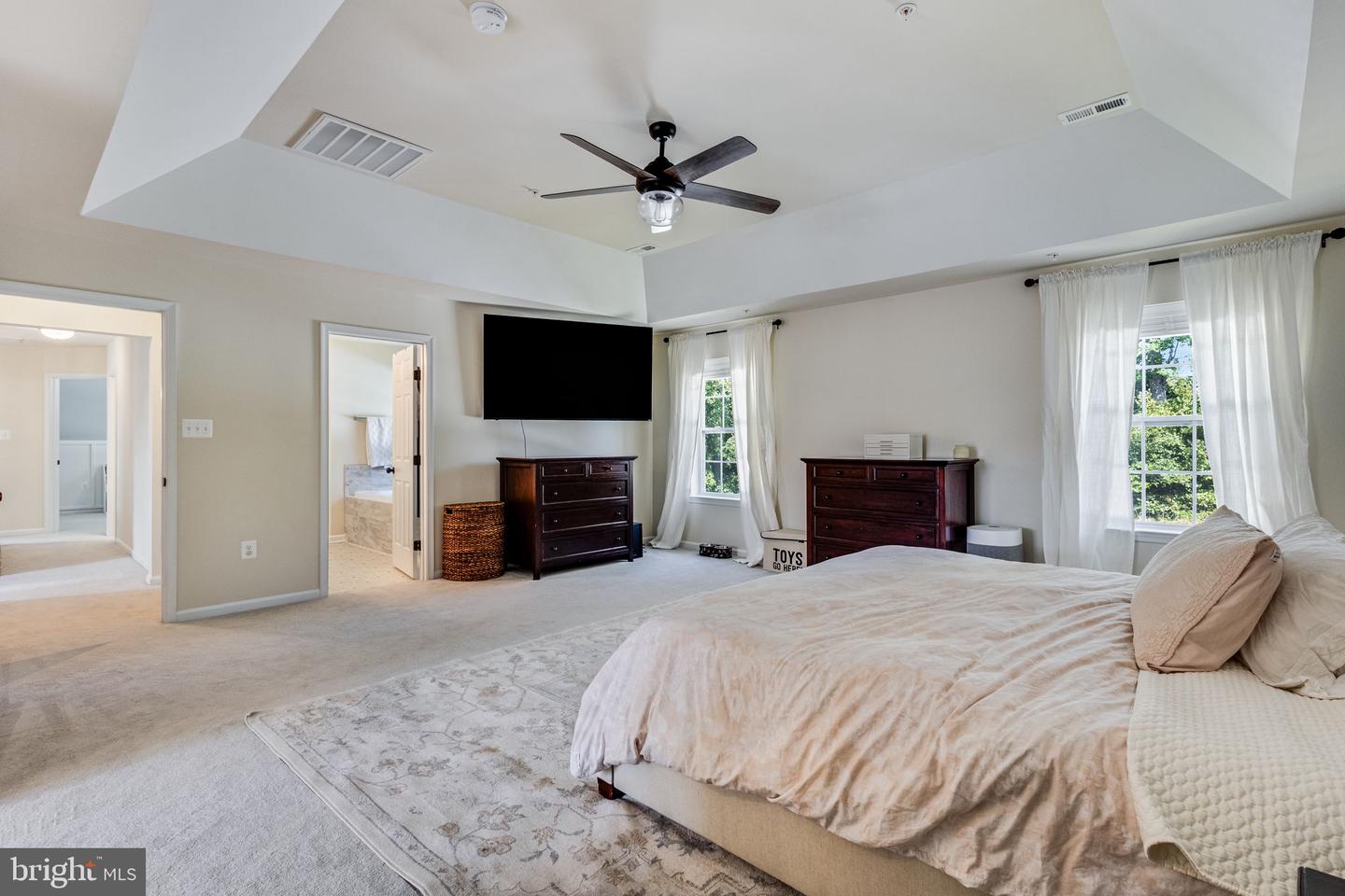 45703 Tennyhill St Property Photo 6