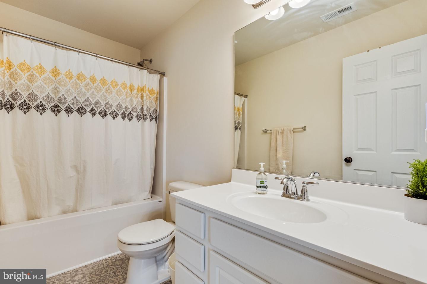 45703 Tennyhill St Property Photo 44