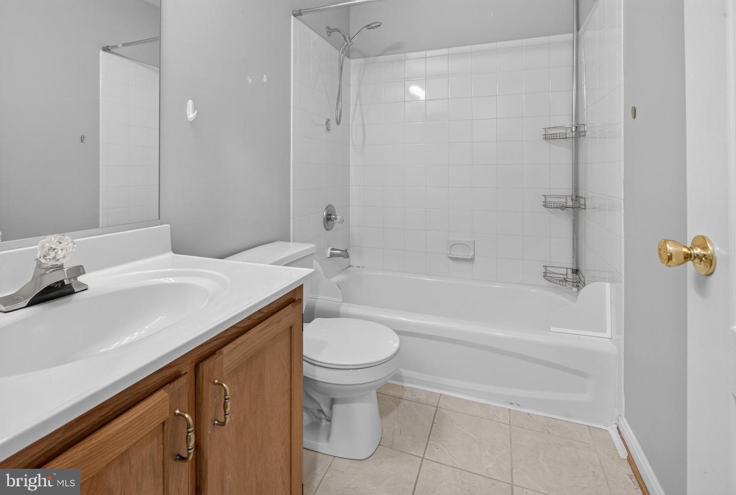 47949 Piney Orchard St Property Photo 10