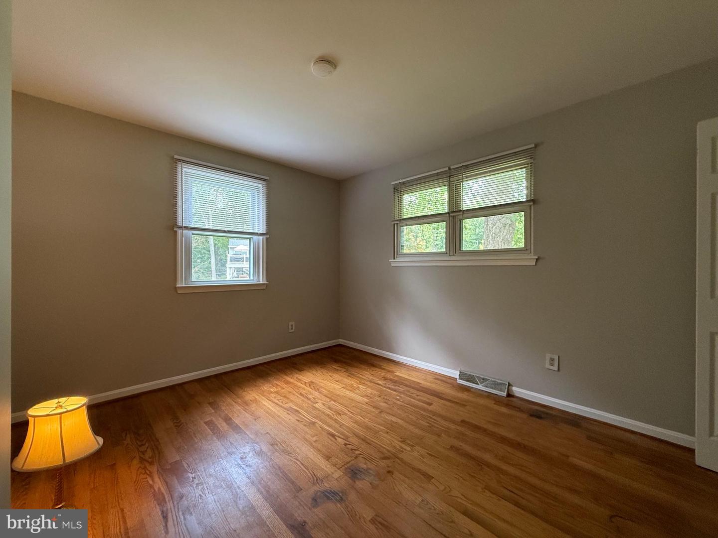 29781 Oak Rd Property Photo 15