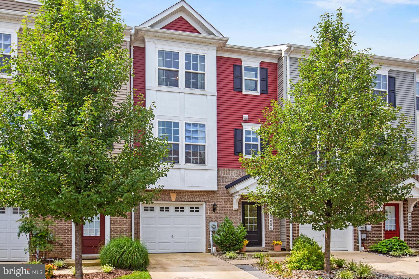 23054 Mountain Laurel Ln Property Photo 1