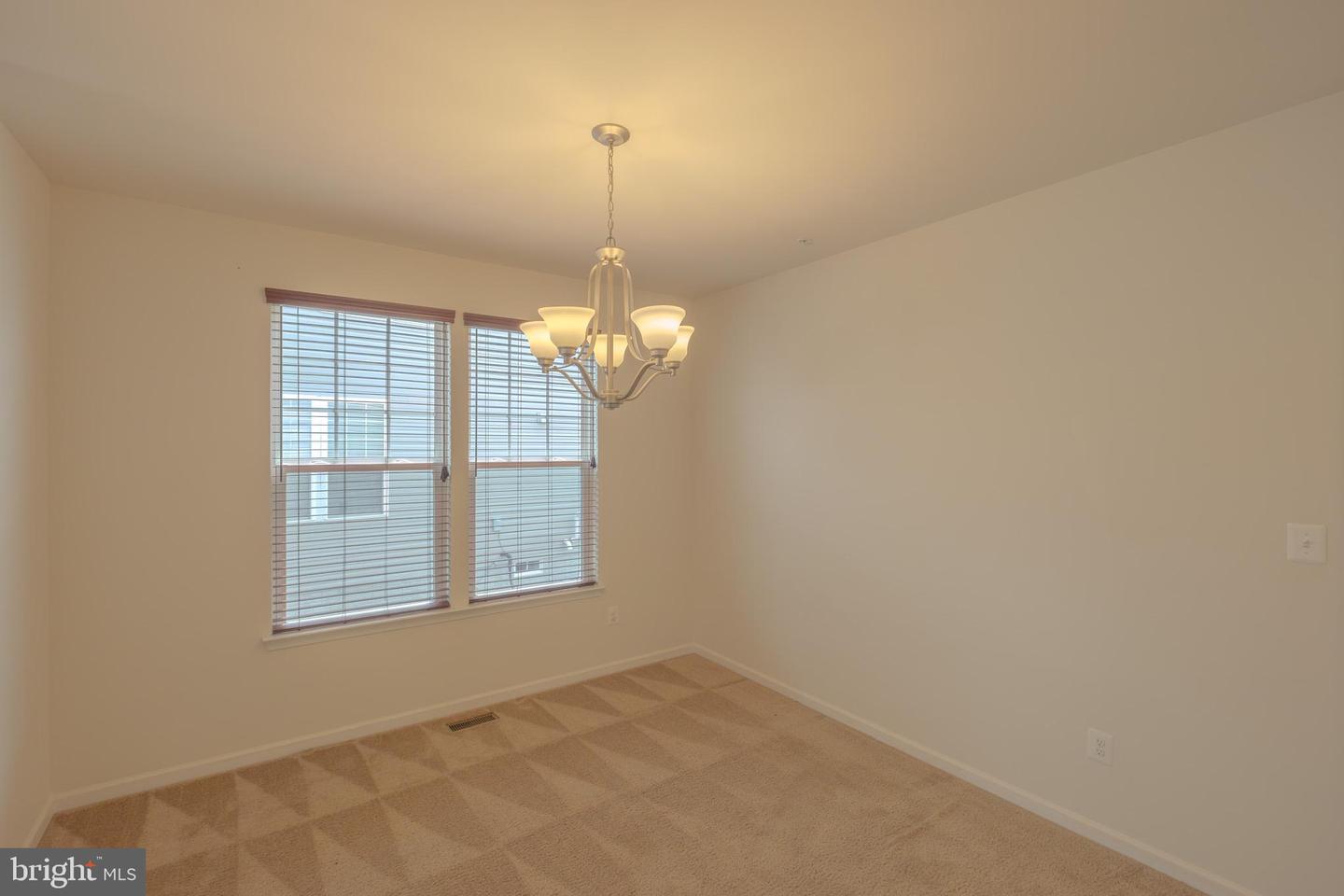 43699 Sweetbay St Property Photo 4