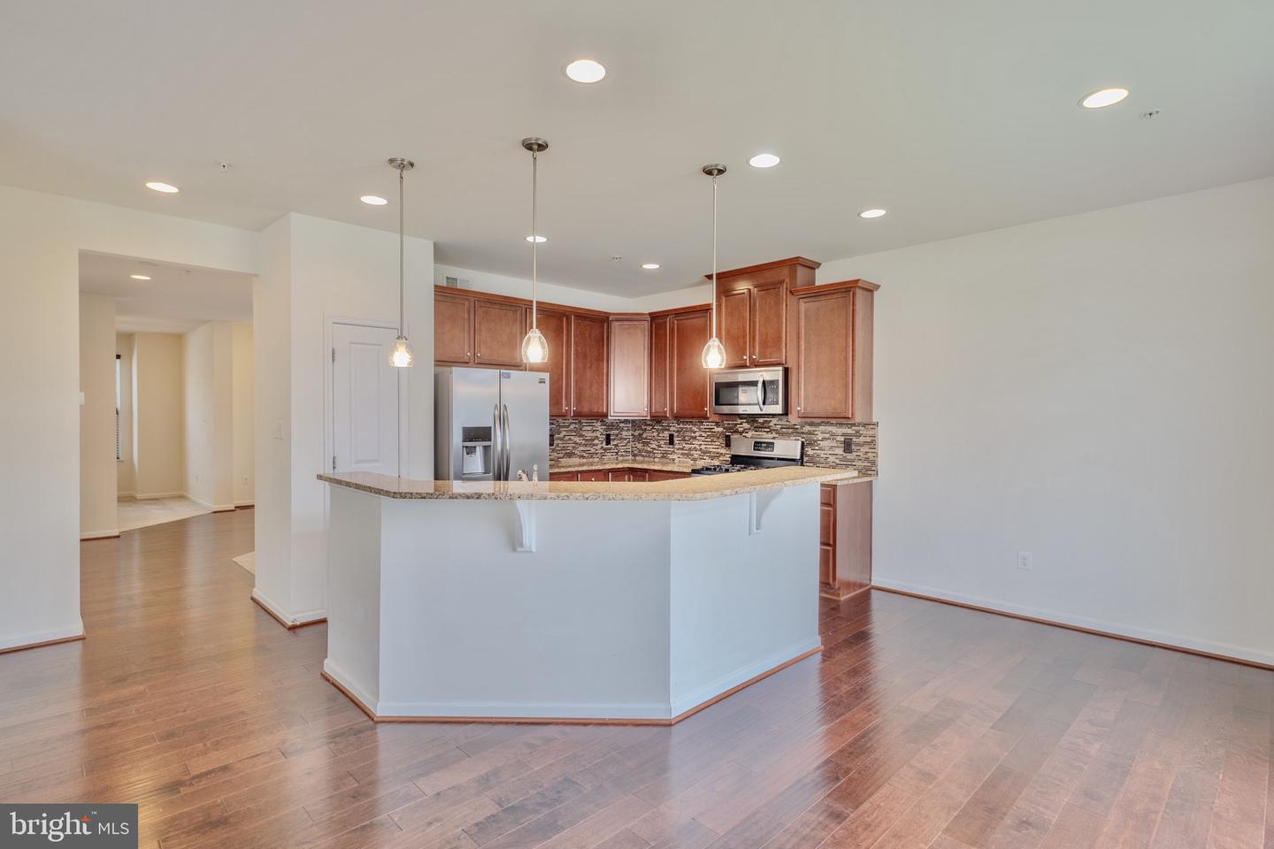 43699 Sweetbay St Property Photo 6