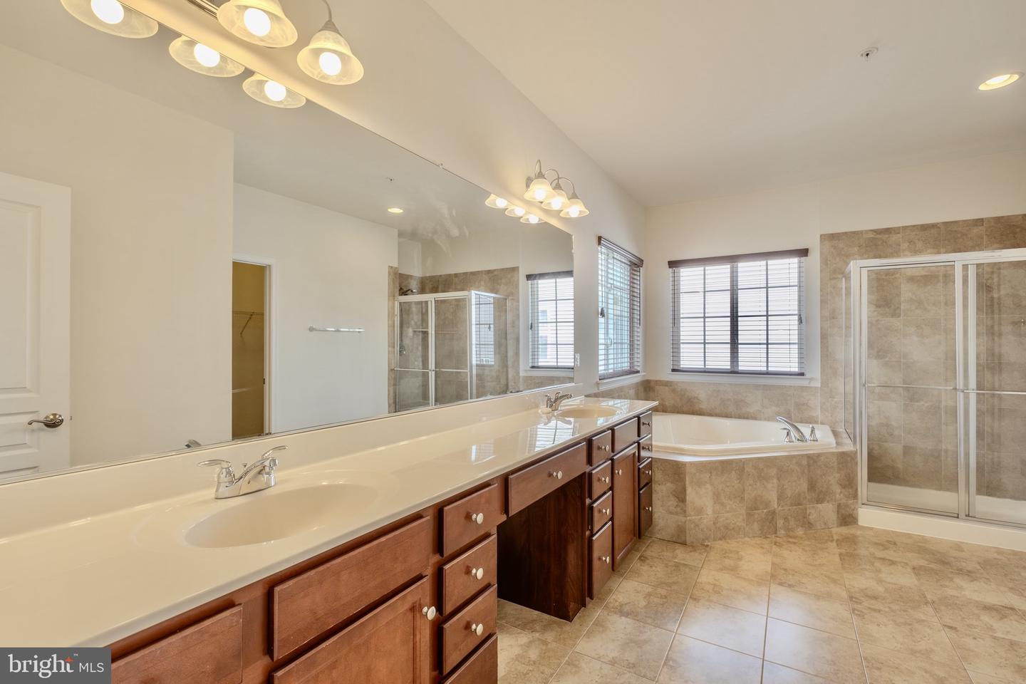 43699 Sweetbay St Property Photo 14