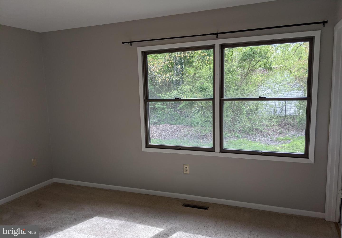 21585 America St Property Photo 13