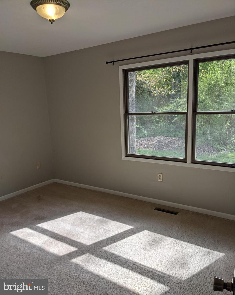 21585 America St Property Photo 14