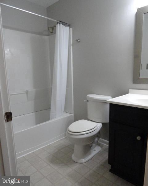 21585 America St Property Photo 15