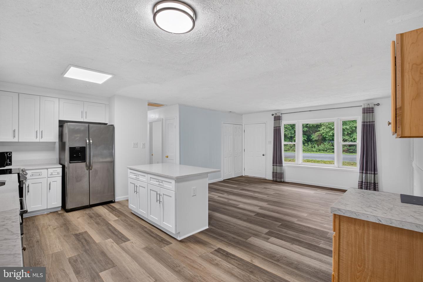 21465 Indian Bridge Rd Property Photo 6