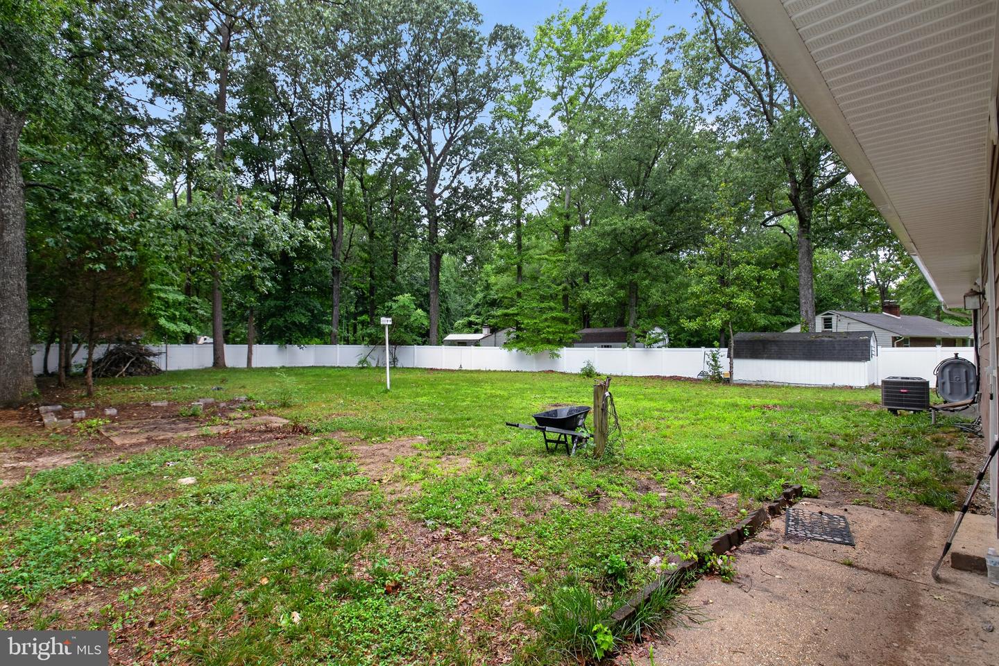21465 Indian Bridge Rd Property Photo 17