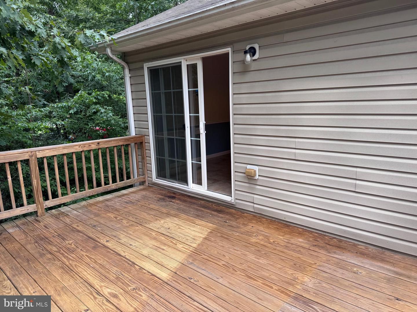 23047 Gunston Dr Property Photo 6