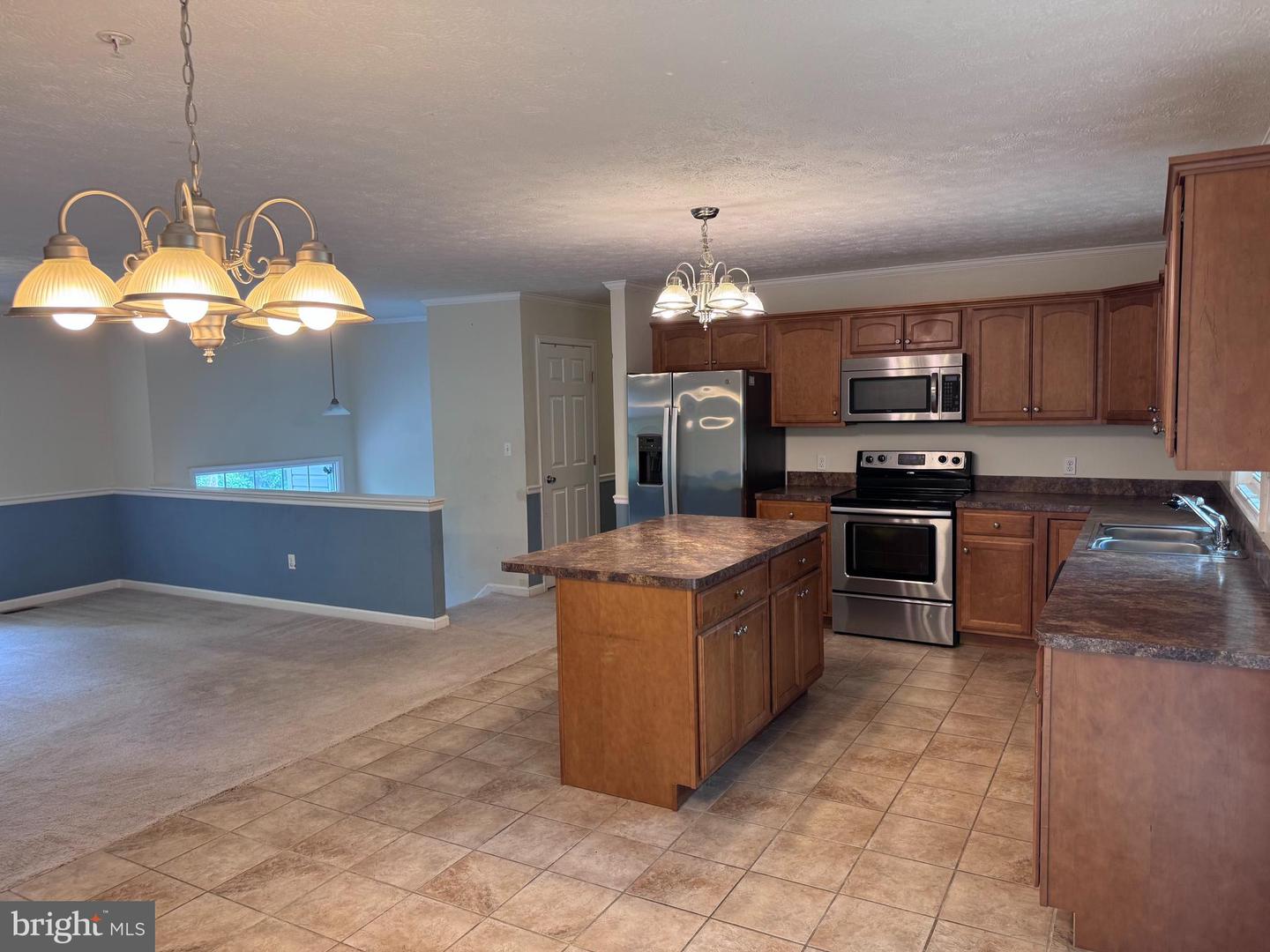 23047 Gunston Dr Property Photo 8