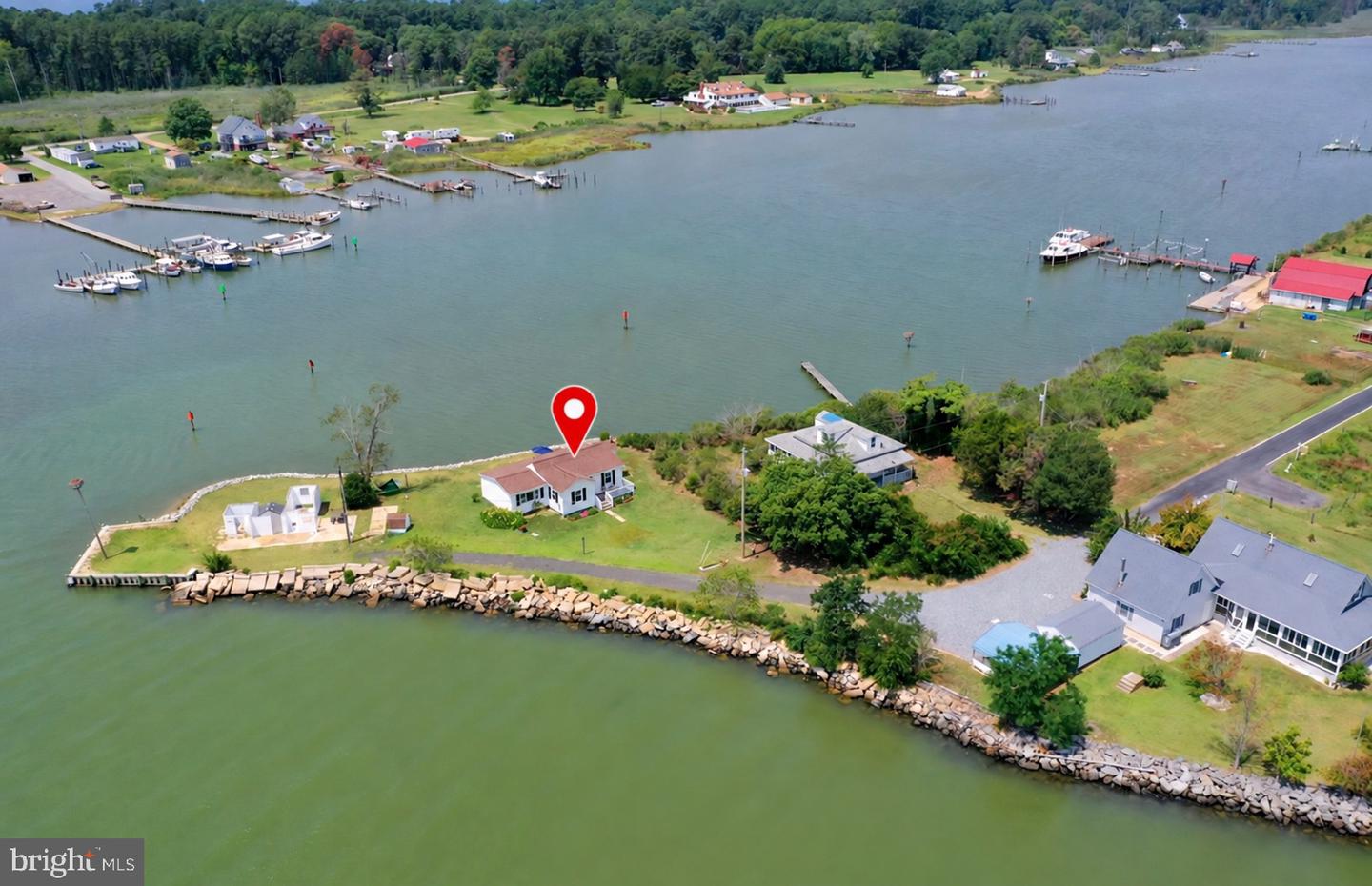 16101 Piney Point Rd Property Photo 1