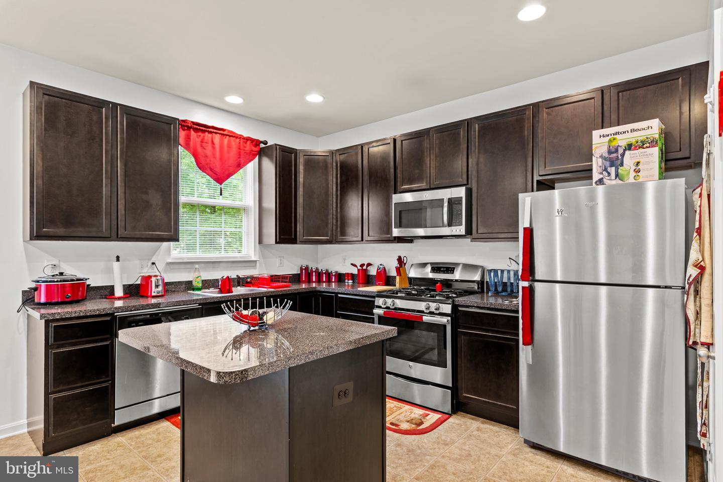 22416 Dark Star Way Property Photo 10