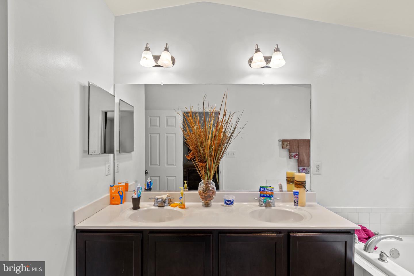 22416 Dark Star Way Property Photo 16