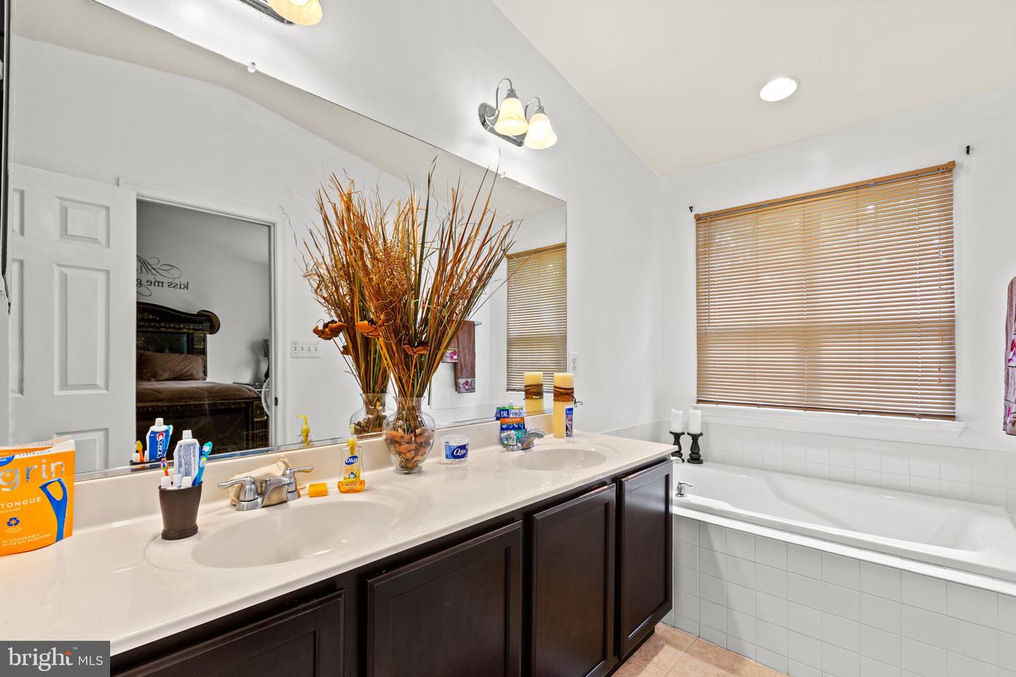 22416 Dark Star Way Property Photo 17
