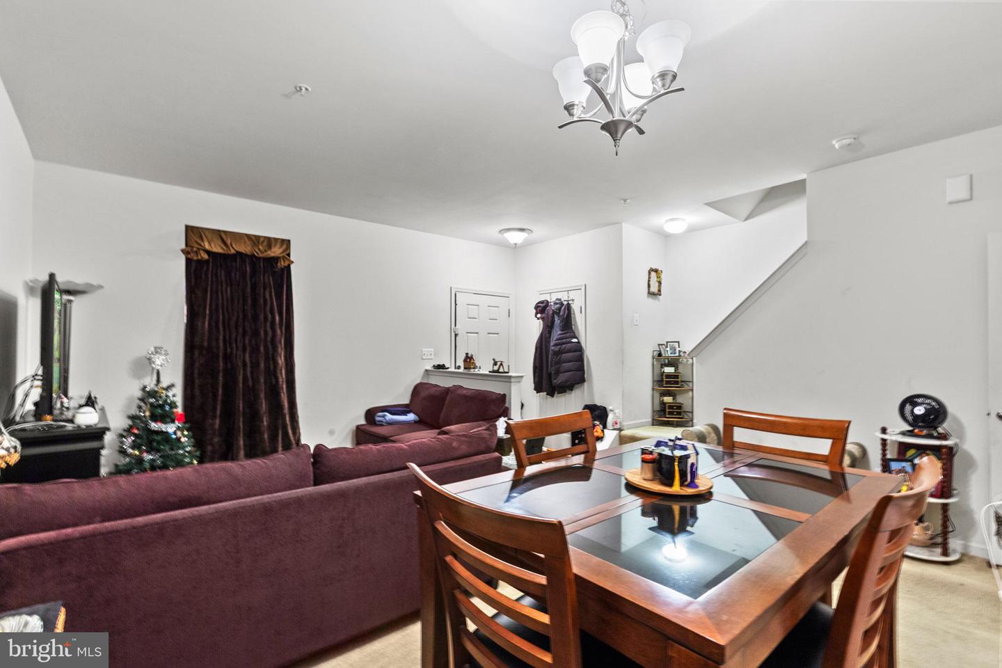 21760d Winter Bloom Ln Property Photo 4