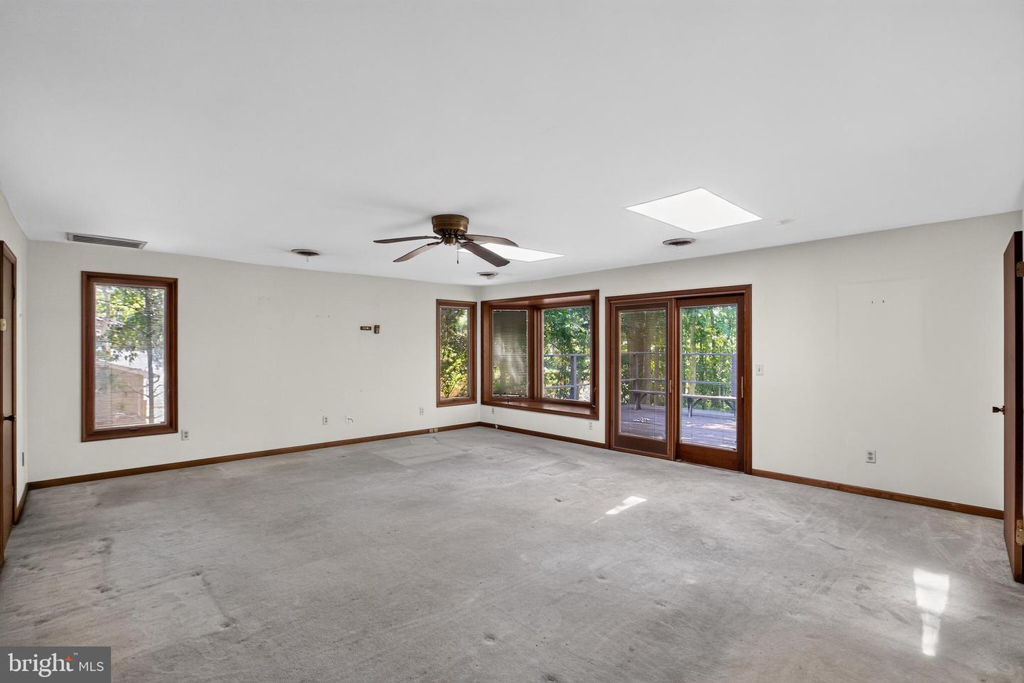 40743 Magee Dr Property Photo 7