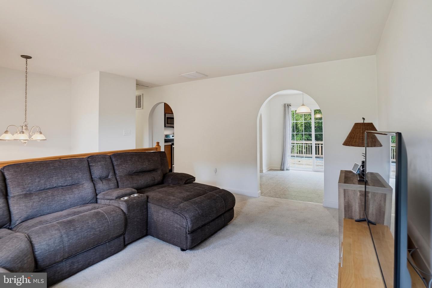 41012 Oakville Rd Property Photo 6