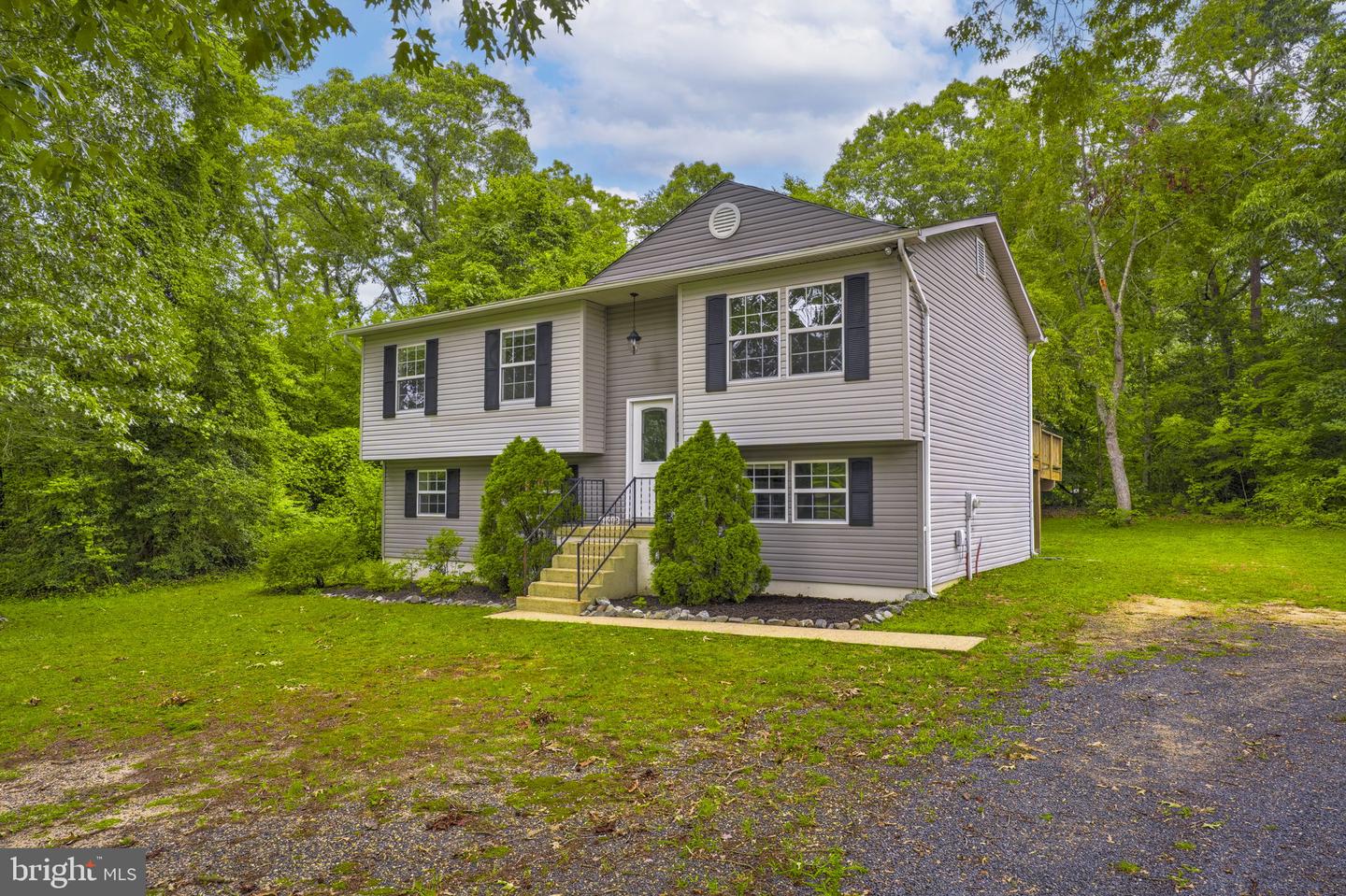 41012 Oakville Rd Property Photo 22